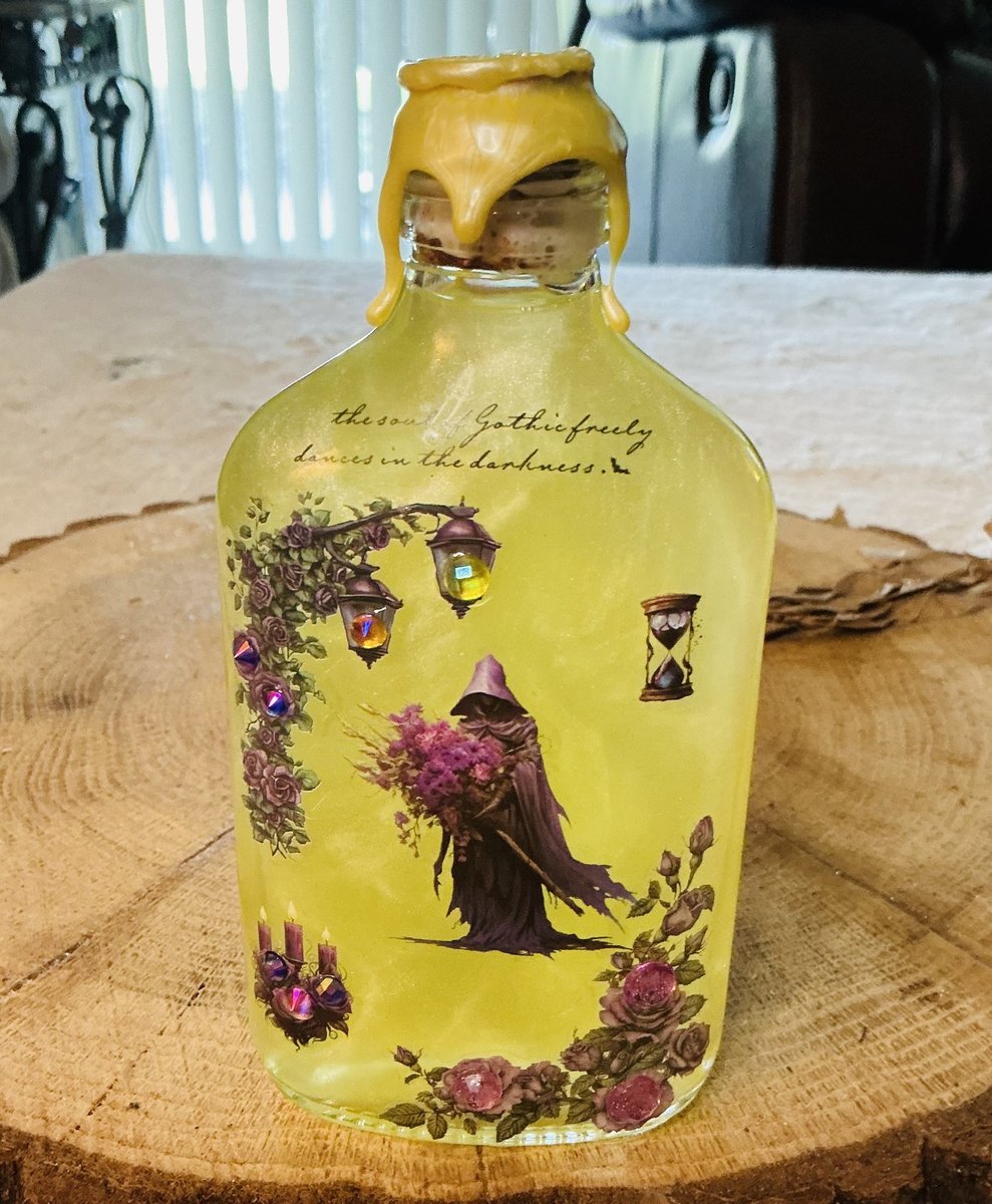 Gothic Courtyard Potion Bottles